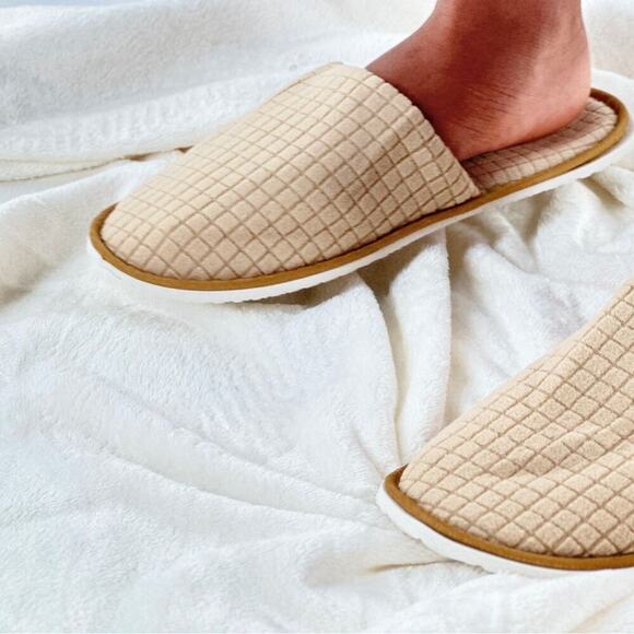 Spa Slippers, Non-Slip Closed Toe Disposable for Guest, Hotel, Travel an… - Picture 6 of 6